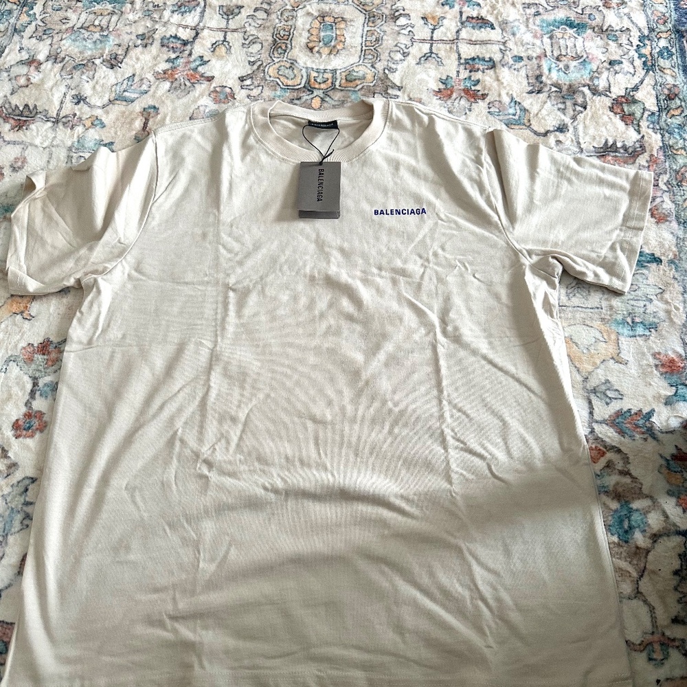 Balenciaga Unisex T-shirt